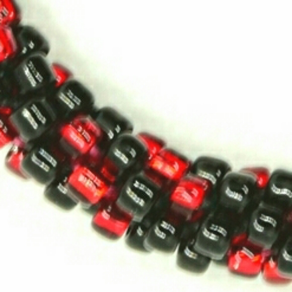 Buffalo Plaid beaded bracelet - Picture 5 of 5